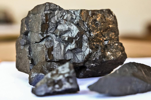 行业新动态： 钨涨刀贵倒逼行业出清 头部厂家“有钱屯粮”订单周期拉长